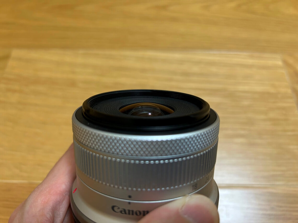 RF-S18-45mm F4.5-6.3 IS STMレンズは球面