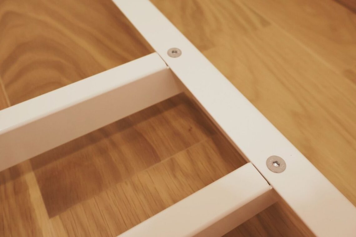 サポートプレートをビームに取りつけたあと