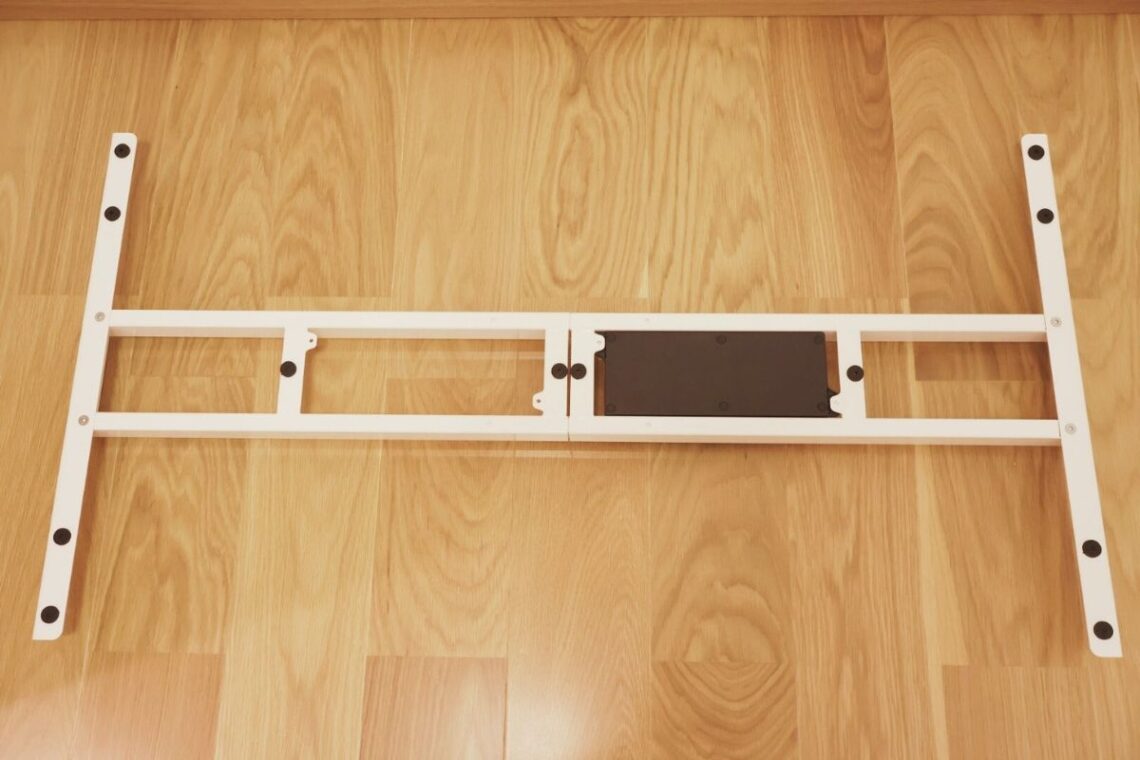 サポートプレートをビームに取りつけた後の全体像