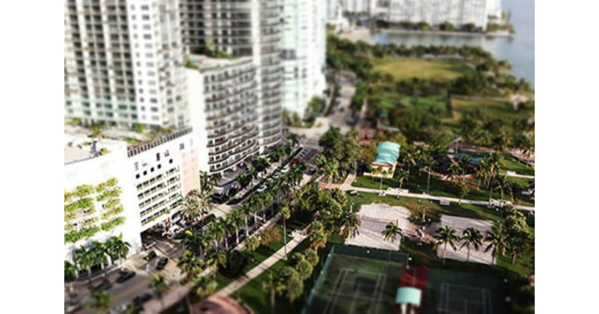 Canon EOS R100のクリエイティブフィルター「ジオラマ風」