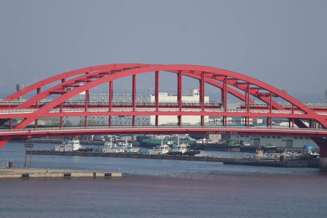 望遠レンズ（RF-S55-210mm F5-7.1 IS STM）の焦点距離210mmで撮影した場合